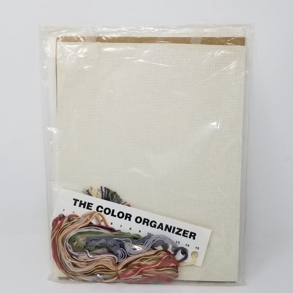 Needle Treasures Counted Cross Stitch Hummel Telling Her Secret Vintage 02610 - Picture 7 of 8